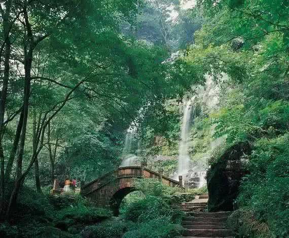 大型理论宣讲融媒体节目《理论面对面》2024再出发~